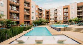 Luxurious SoCo CozySuites w 2 Pools #2240